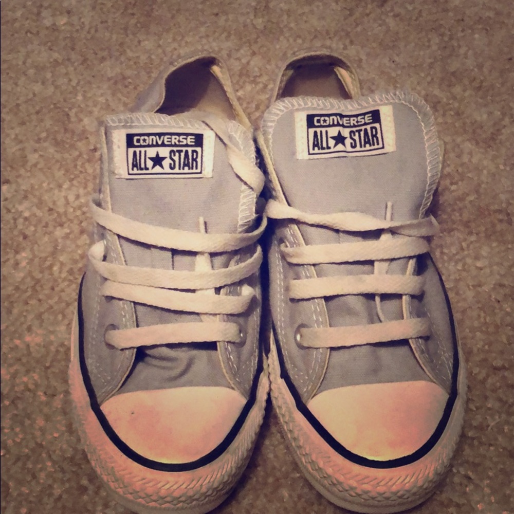 Converse Tennis shoes